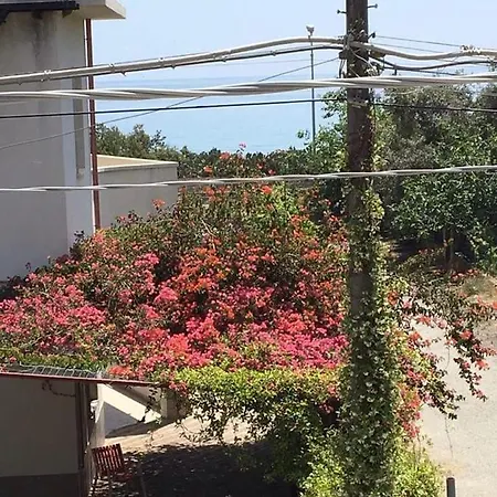 Arghia 브란칼레오네 마리나